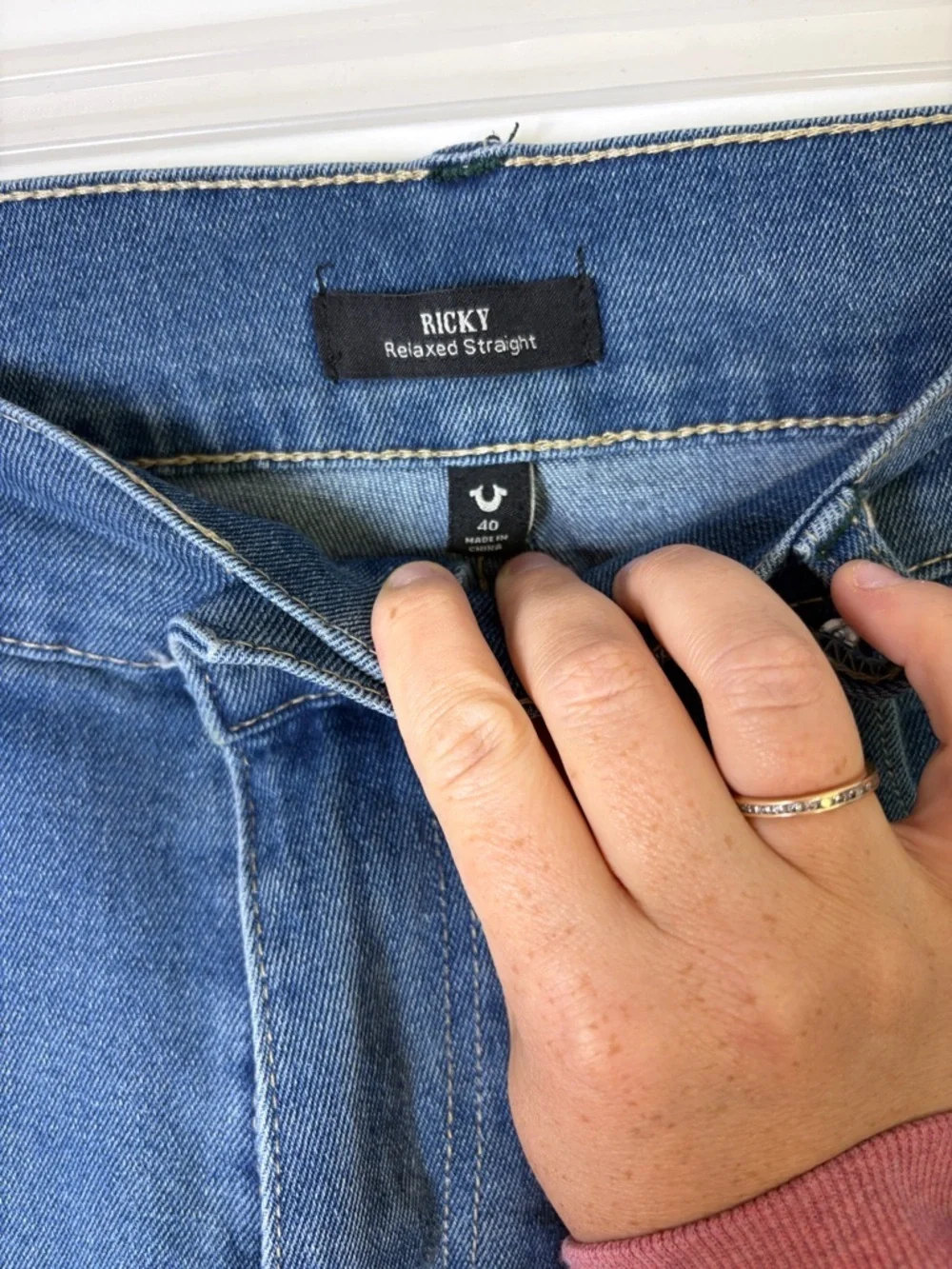 True Religion Ricky Relaxed Straight - Sz 40 x 33”